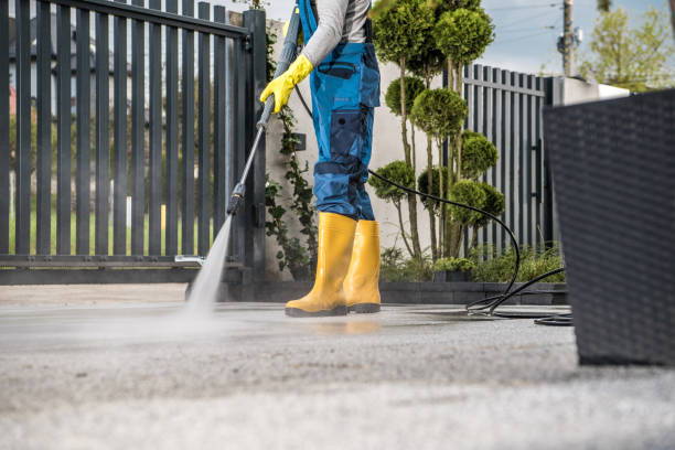Best Roof Power Washing Services  in Oak Grove, MO